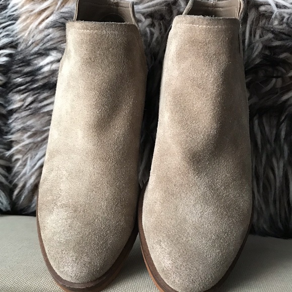 🎉SALE🎉Dolce Vita Bootie - Picture 3 of 6